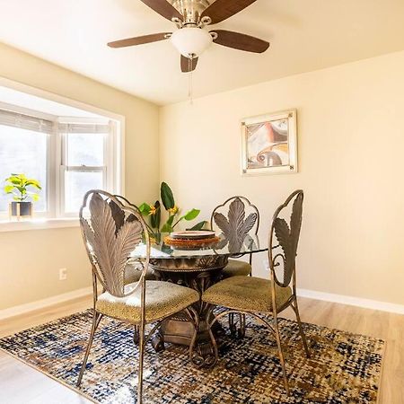 尤巴城5 Beds, 2 Full Baths, W/Gazebo, W/Fenced Backyard别墅 外观 照片